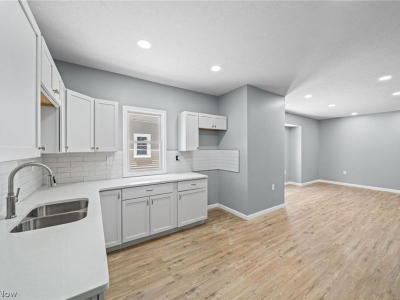 3925 Riverside Avenue, Cleveland, OH 44109 Photo 12