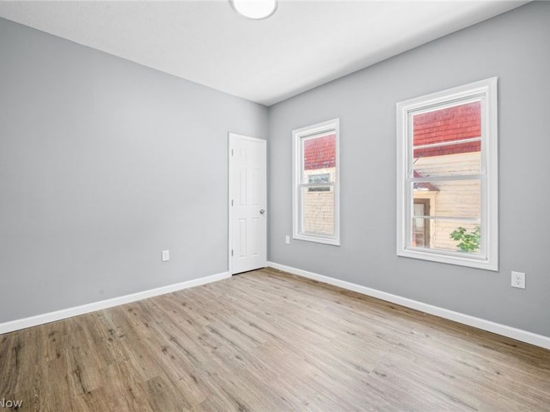 3925 Riverside Avenue , Cleveland, OH 44109 Photo 16