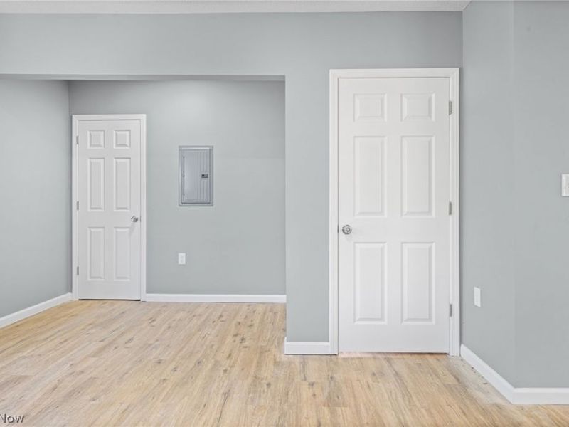 3925 Riverside Avenue , Cleveland, OH 44109 Photo 21