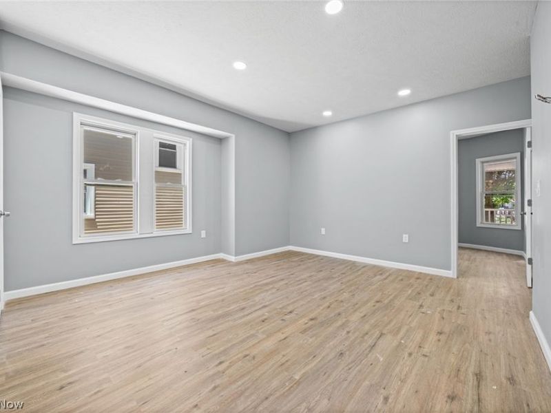 3925 Riverside Avenue, Cleveland, OH 44109 Photo 9