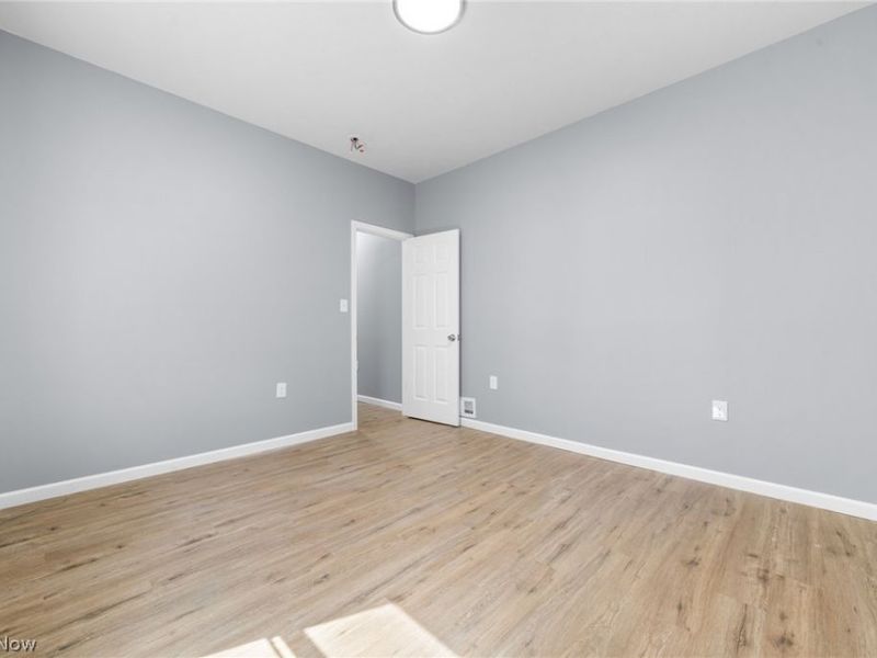 3929 Riverside Avenue , Cleveland, OH 44109 Photo 20