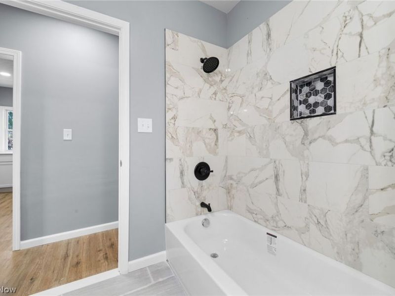 3929 Riverside Avenue , Cleveland, OH 44109 Photo 36