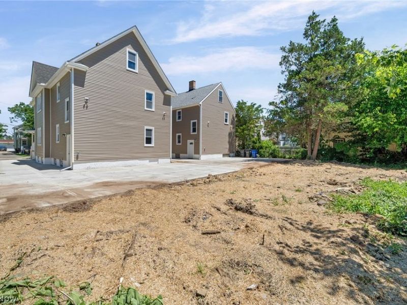 3929 Riverside Avenue , Cleveland, OH 44109 Photo 42