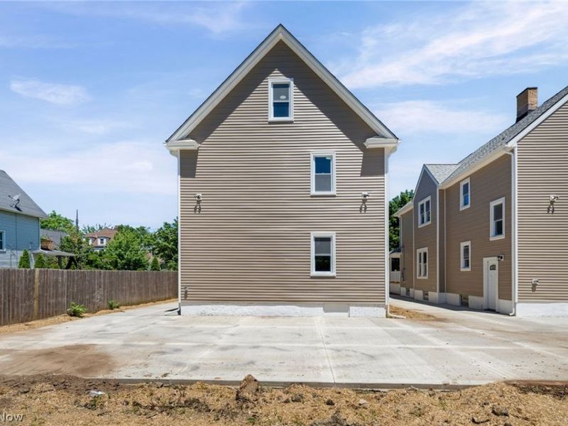 3929 Riverside Avenue , Cleveland, OH 44109 Photo 43