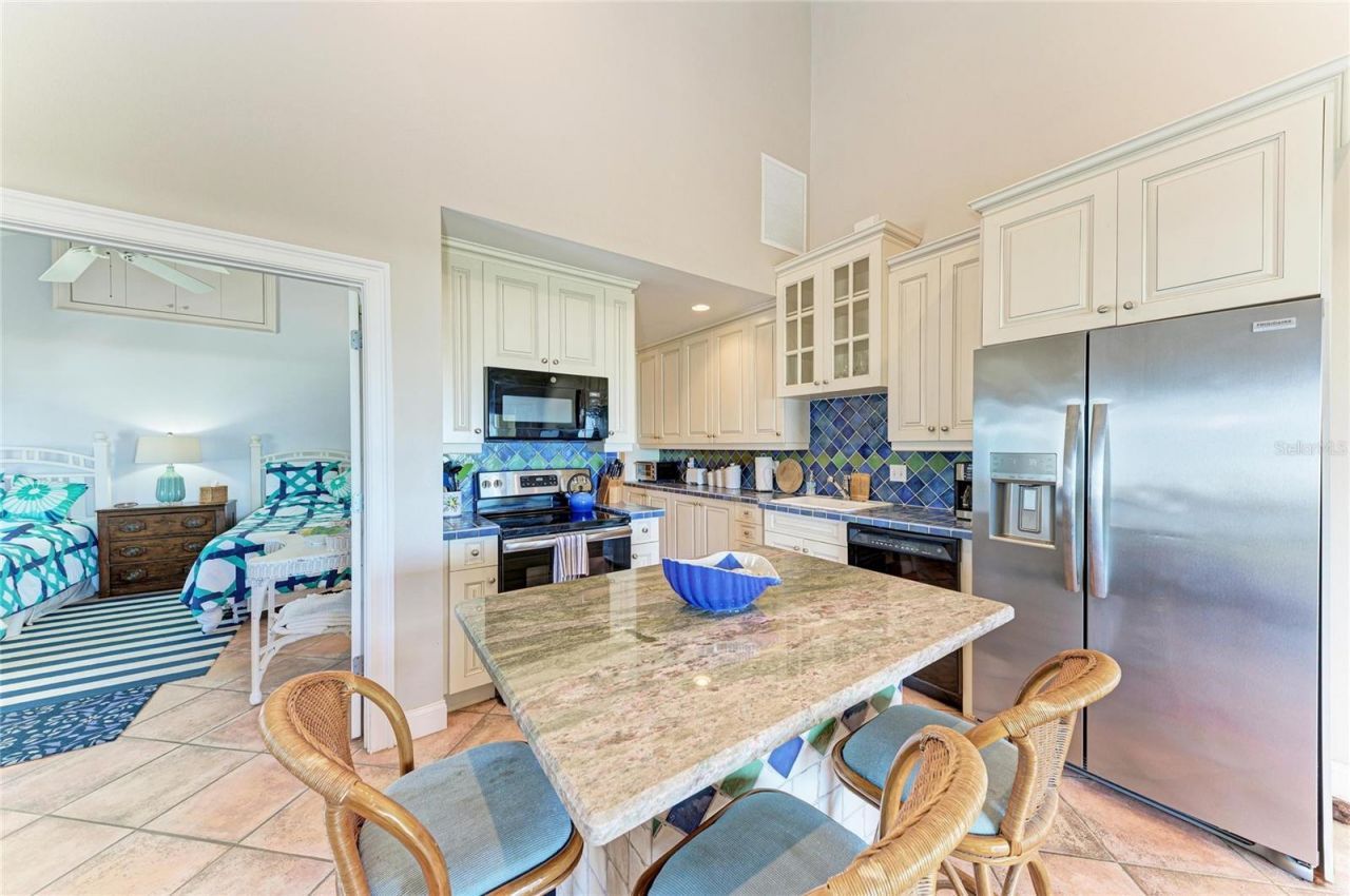 101 Palm Avenue, Unit 4, Anna Maria, FL 34216 Photo
