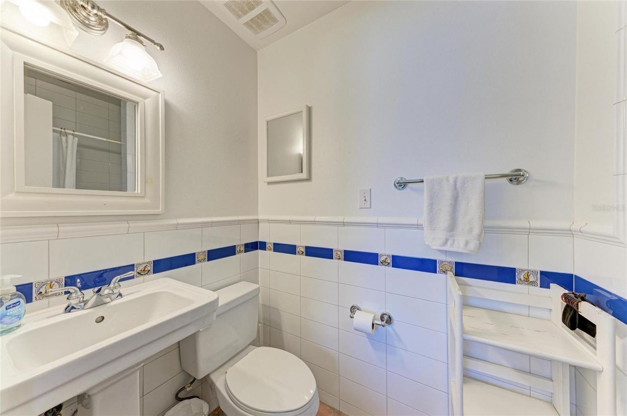 101 Palm Avenue, Unit 4, Anna Maria, FL 34216 Photo