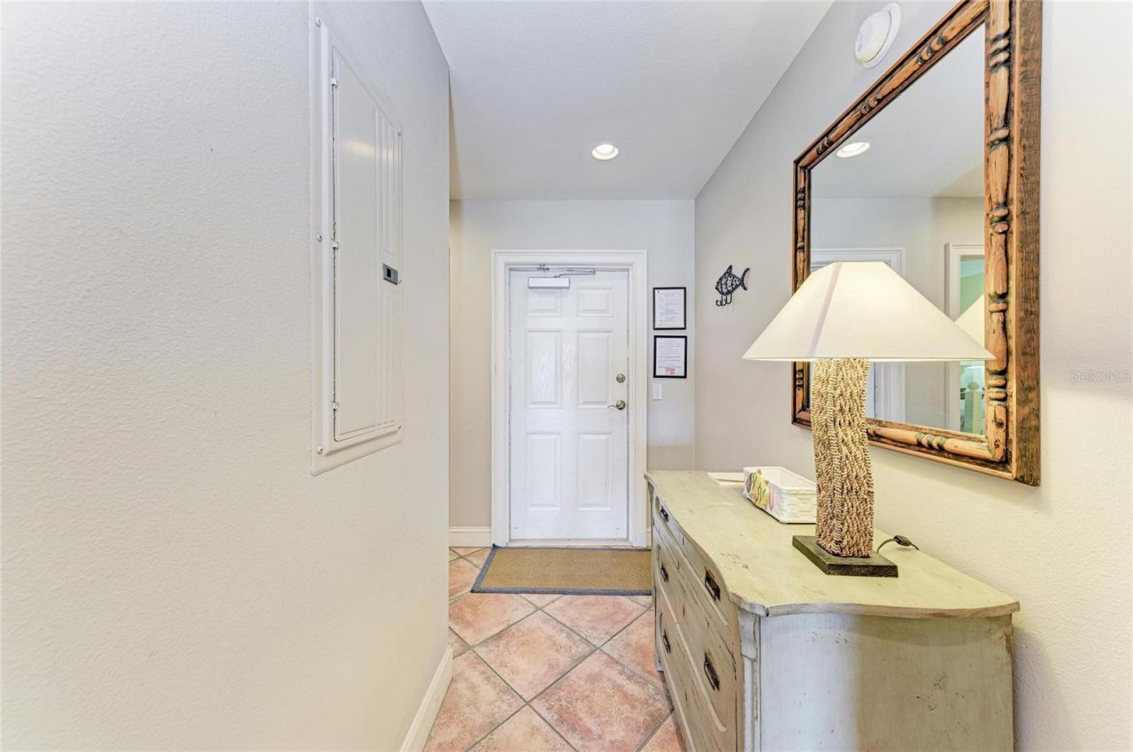 101 Palm Avenue, Unit 4, Anna Maria, FL 34216 Photo