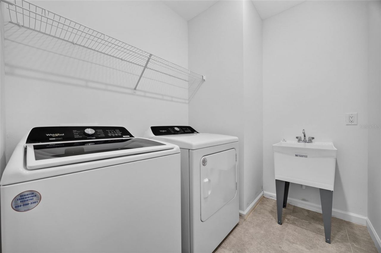 6492 Silverstar Drive, Sarasota, FL 34240 Photo
