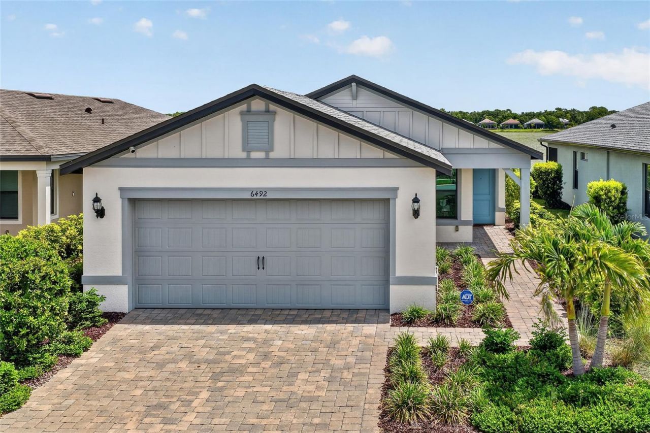 6492 Silverstar Drive, Sarasota, FL 34240 Photo