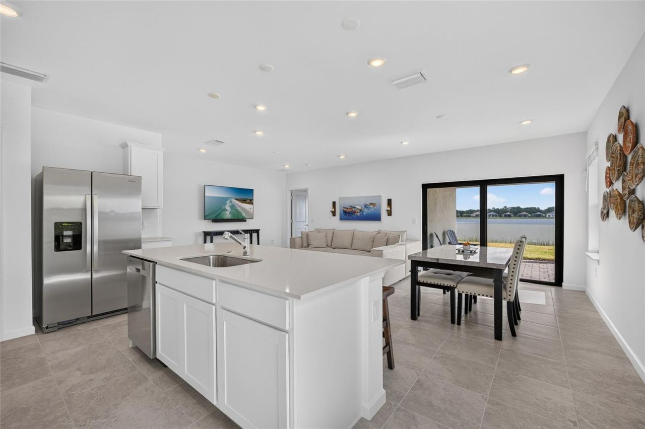 6492 Silverstar Drive, Sarasota, FL 34240 Photo