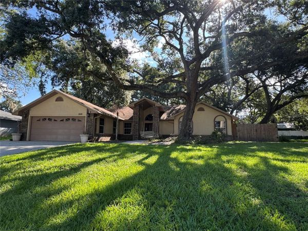 915 HEATHERBROOK DRIVE , AUBURNDALE, FL 33823