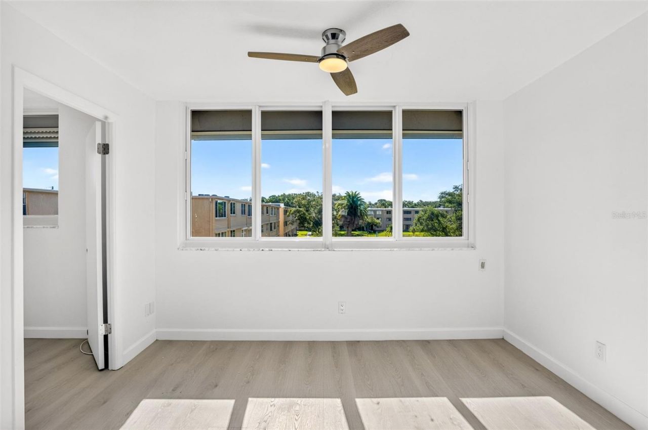 5095 Bay Street Ne, Unit 310, Saint Petersburg, FL 33703 Photo