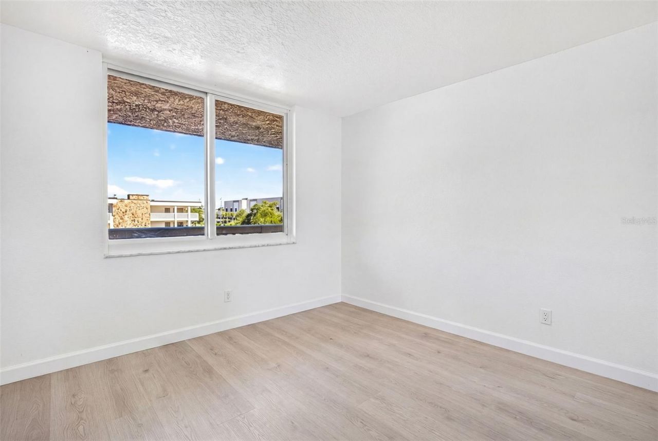 5095 Bay Street Ne, Unit 310, Saint Petersburg, FL 33703 Photo