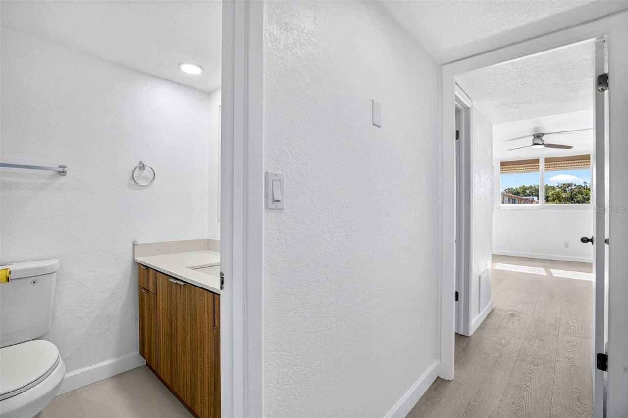 5095 Bay Street Ne, Unit 310, Saint Petersburg, FL 33703 Photo