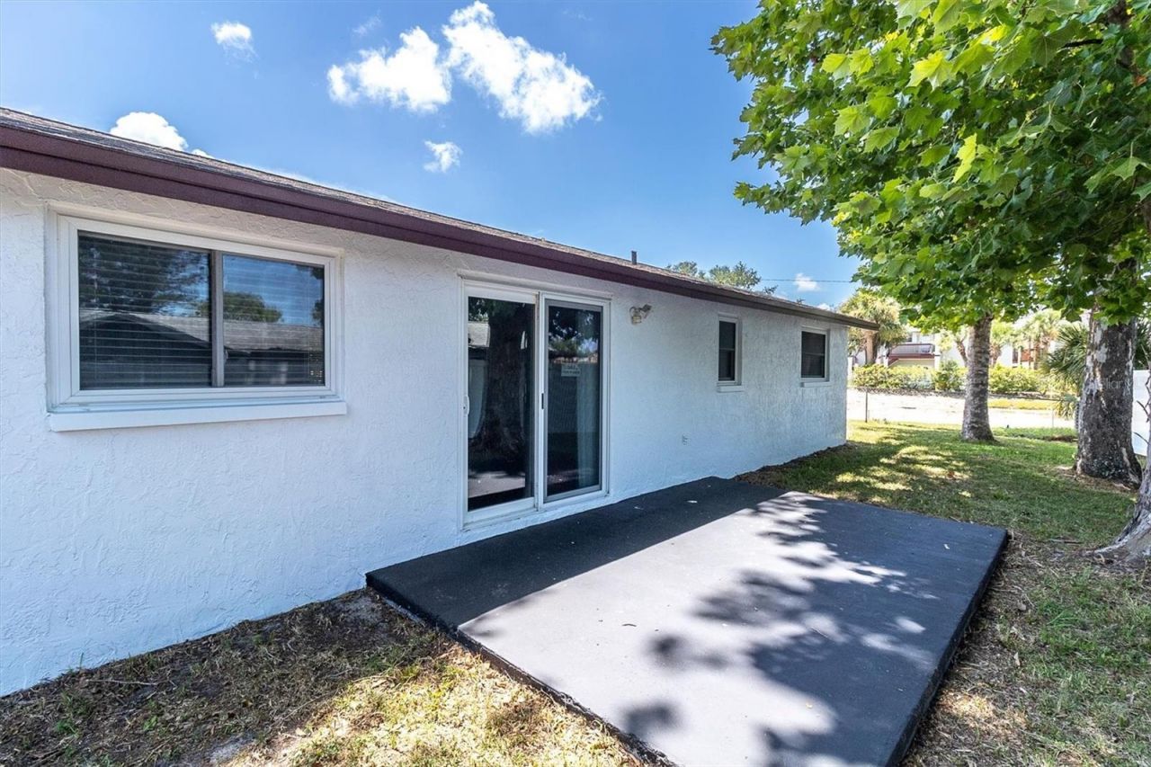 9031 Crabtree Lane, Port Richey, FL 34668 Photo