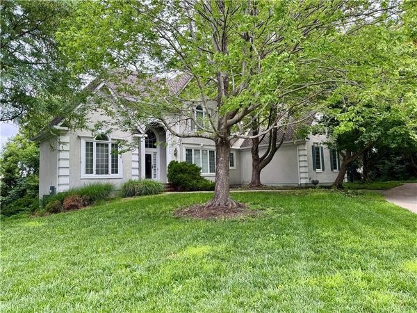 26450 W 106th Terrace, Olathe, KS 66061