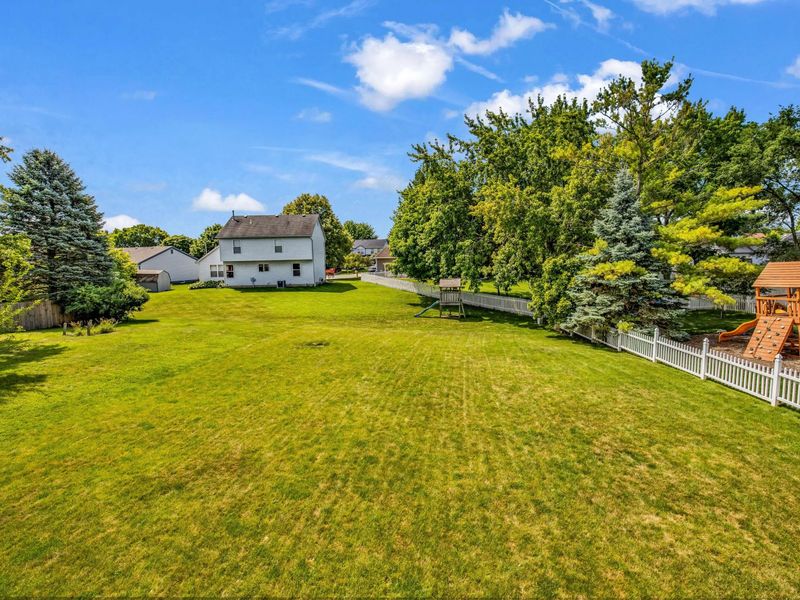 5869 Nike Drive , Hilliard, OH 43026 Photo 46