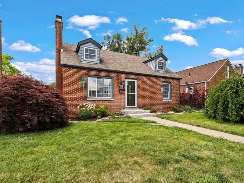 833 Copeland Road, Columbus, OH 43212 Photo 3