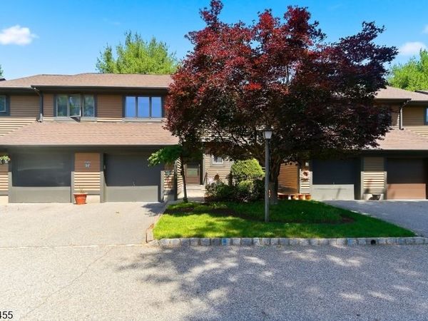 231 Grant Ave, Pompton Lakes, NJ 07442