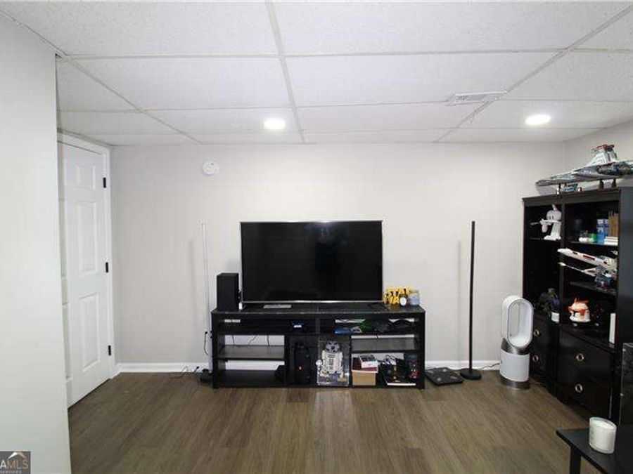 Property Image 29
