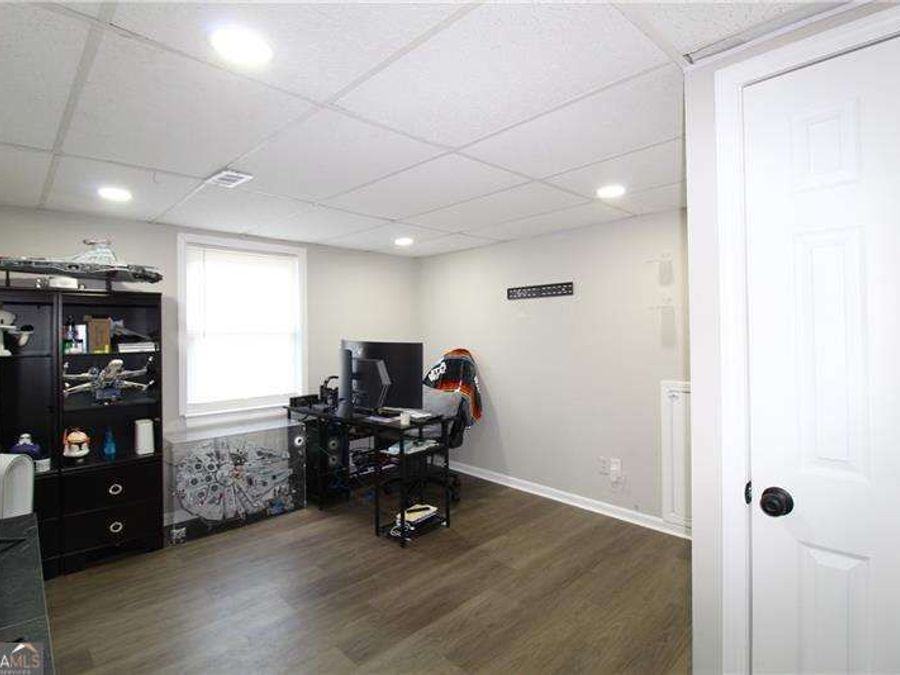 Property Image 32