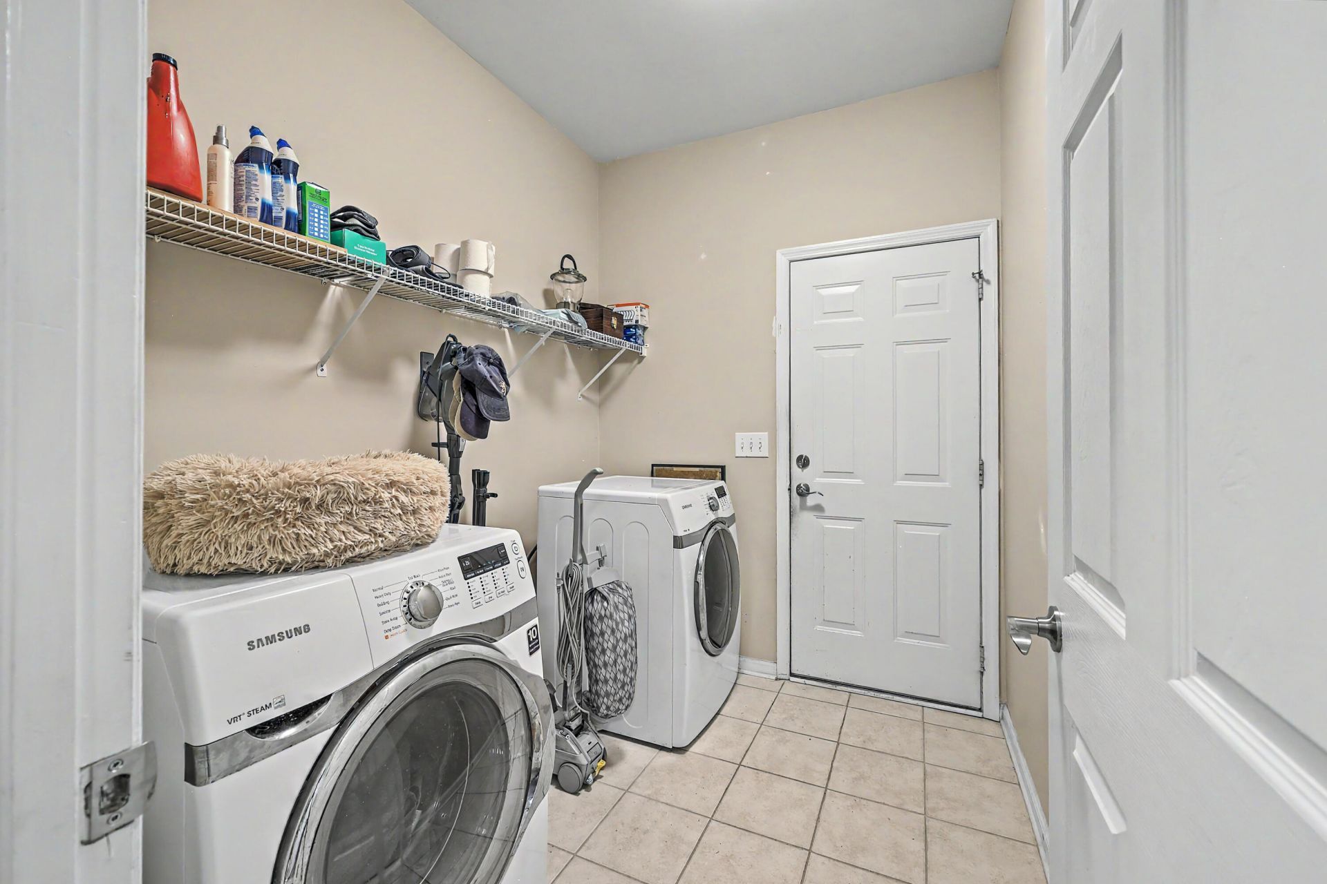 561 Pointe Of Oaks Road Photo 28