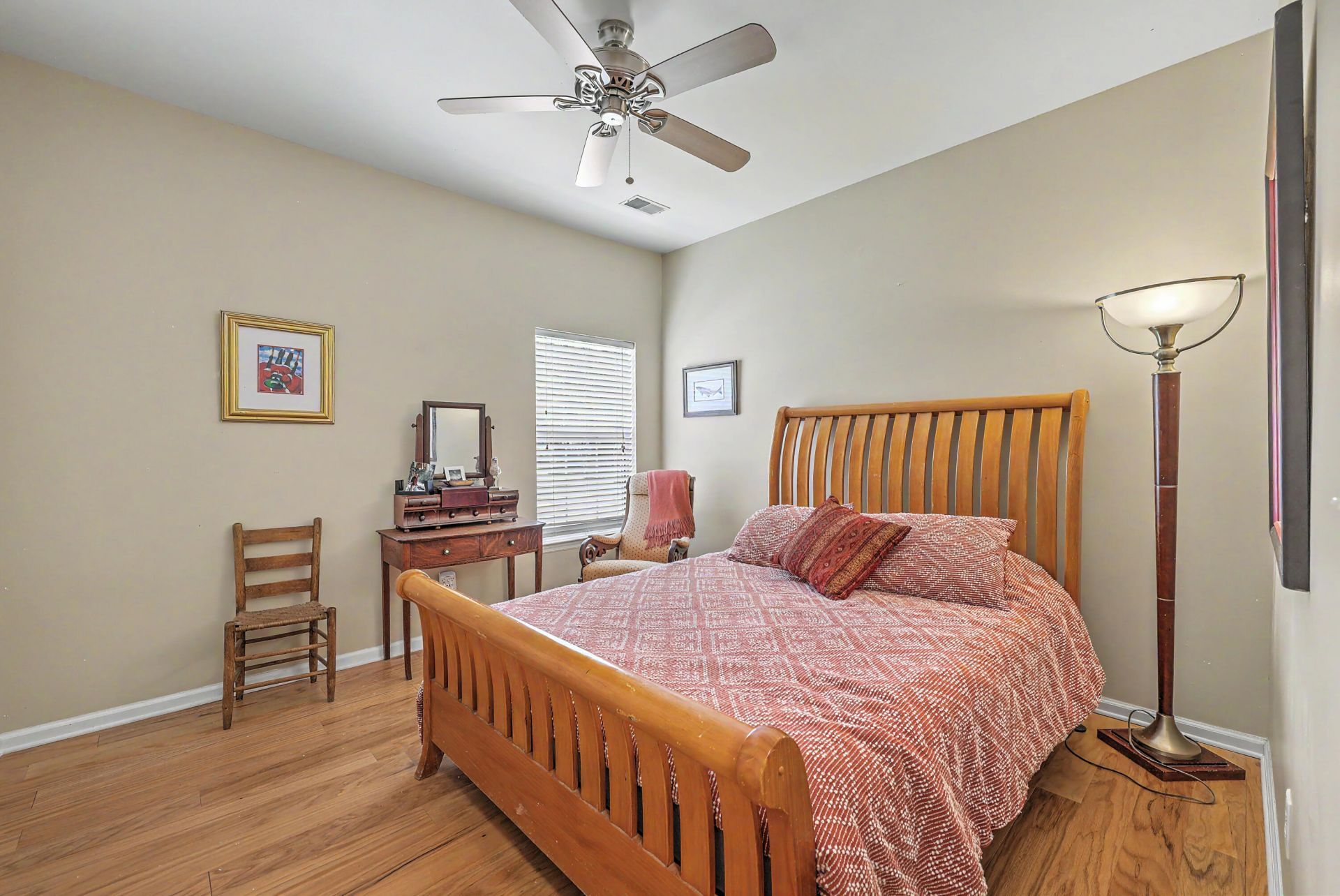 561 Pointe Of Oaks Road Photo 30