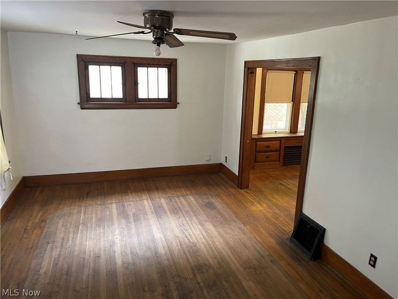 142 Emerling Avenue, Akron, OH 44301 Photo 5