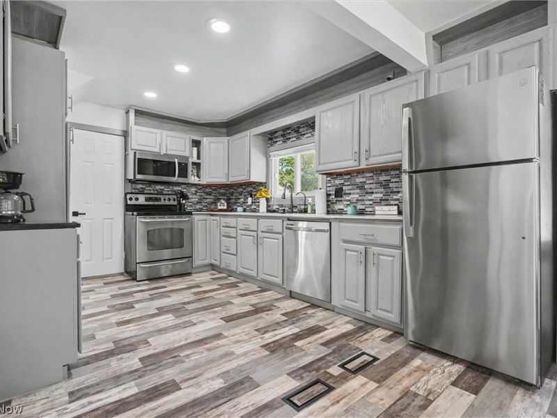 158 Van Evera Road, Tallmadge, OH 44278 Photo 13