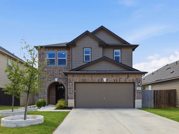110 Sweet Autumn DR, Georgetown, TX 78626