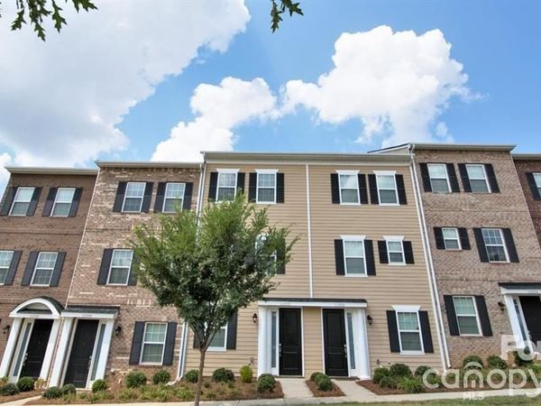 10154 Enniscrone Road , Unit Calhoun, Pineville, NC 28134