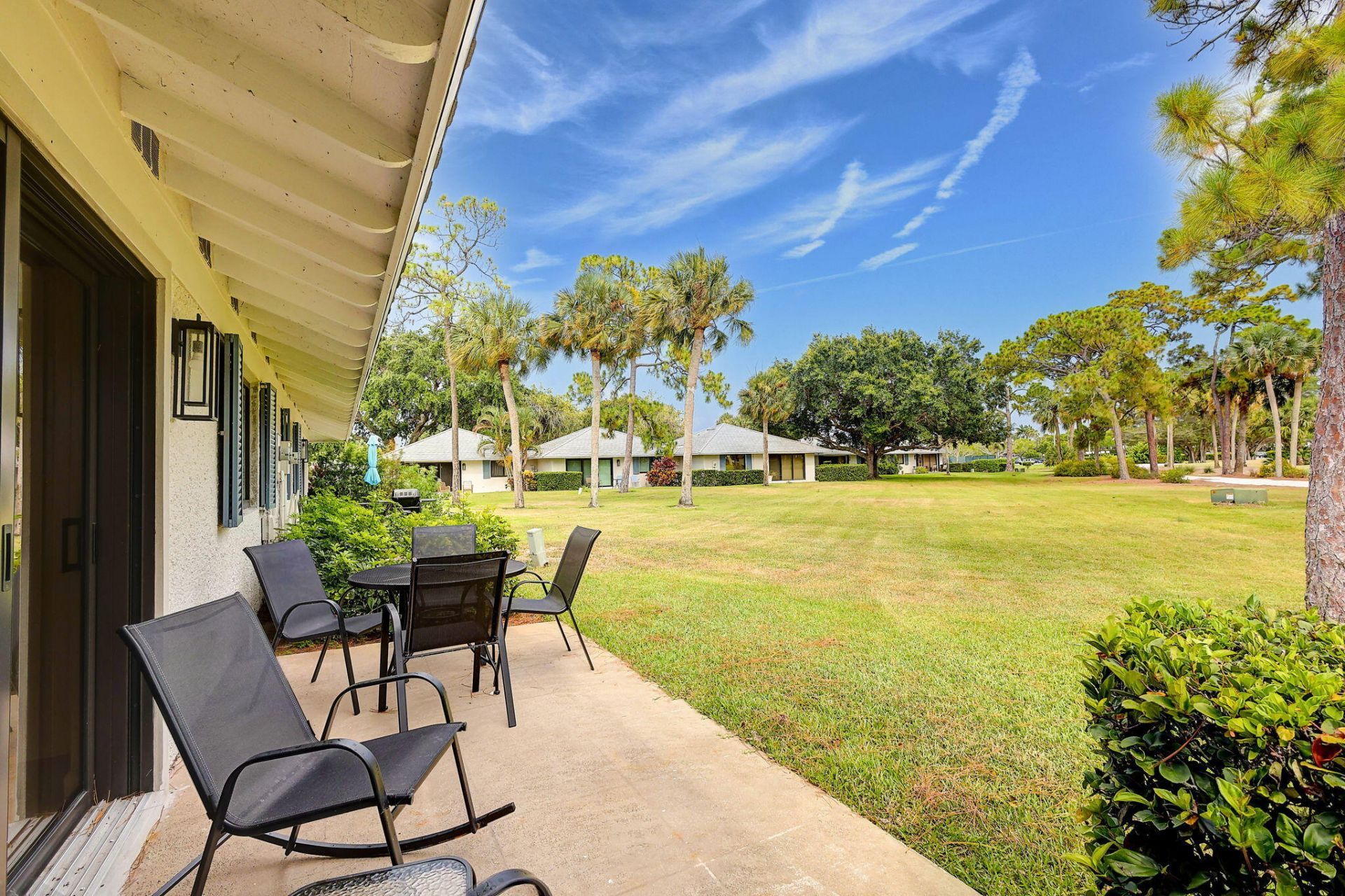 526 Club Drive, Palm Beach Gardens, FL 33418 Photo