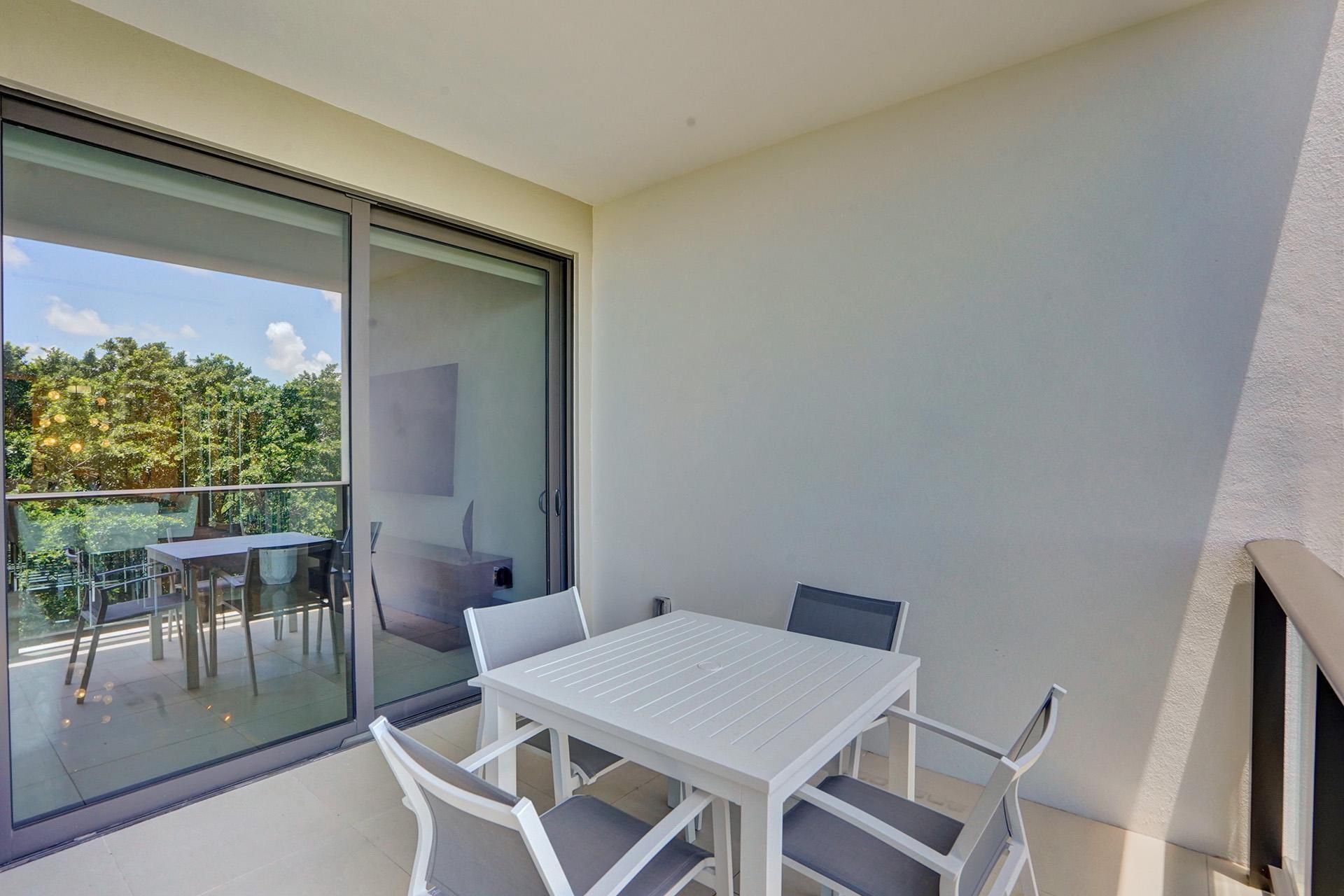 3040 N Ocean Boulevard, Unit N205, Fort Lauderdale, FL 33308 Photo