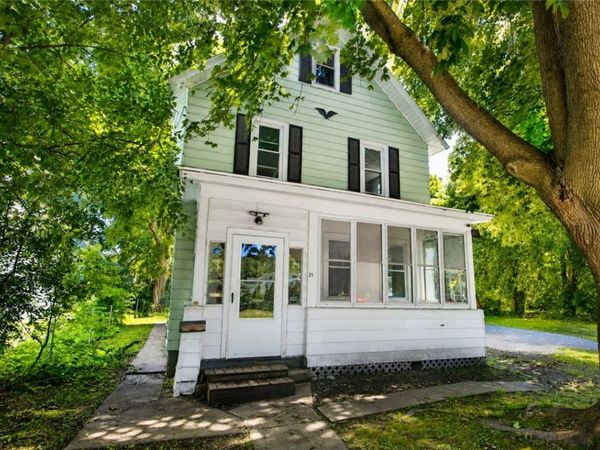 21 Worthington Avenue , Geneva, NY 14456