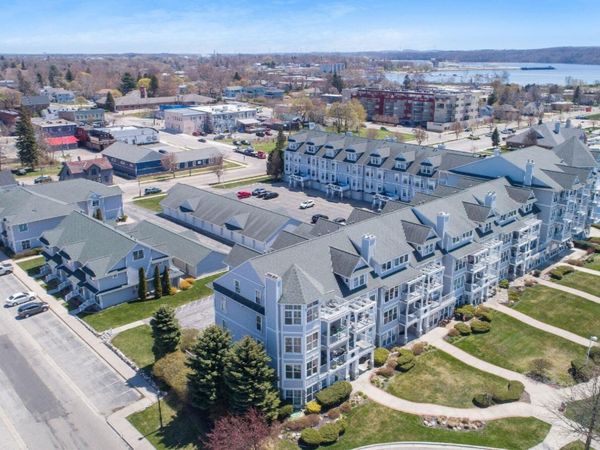 300 S Rath Avenue, Unit 5, Ludington, MI 49431