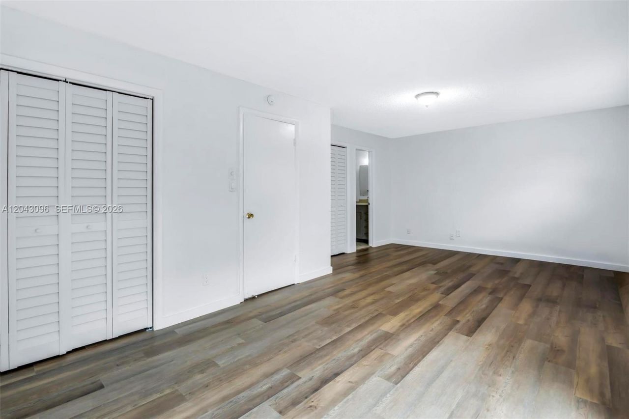 22 Canterbury Ln , Unit 22, Tamarac, FL 33319 Photo