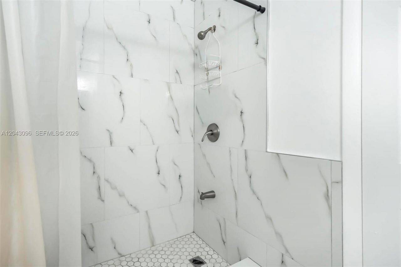 22 Canterbury Ln , Unit 22, Tamarac, FL 33319 Photo