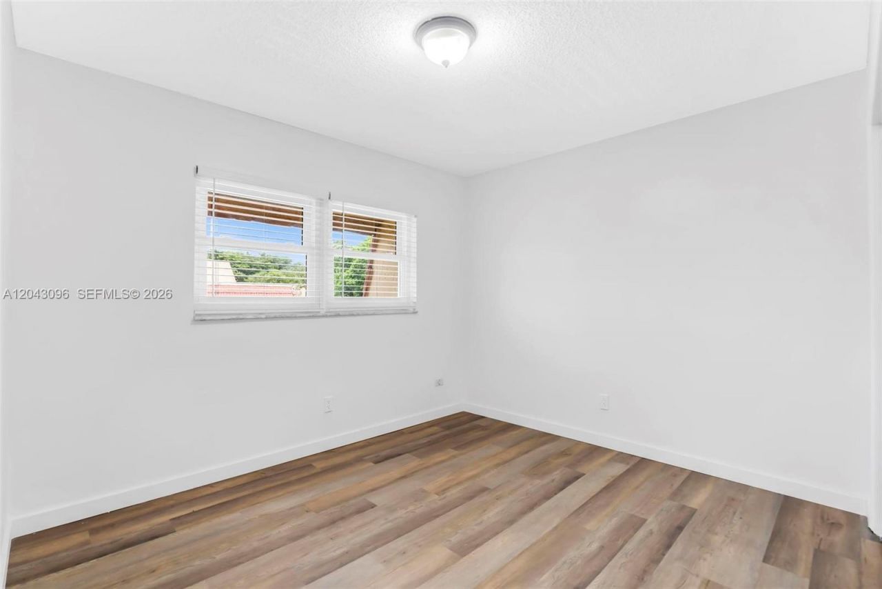 22 Canterbury Ln , Unit 22, Tamarac, FL 33319 Photo