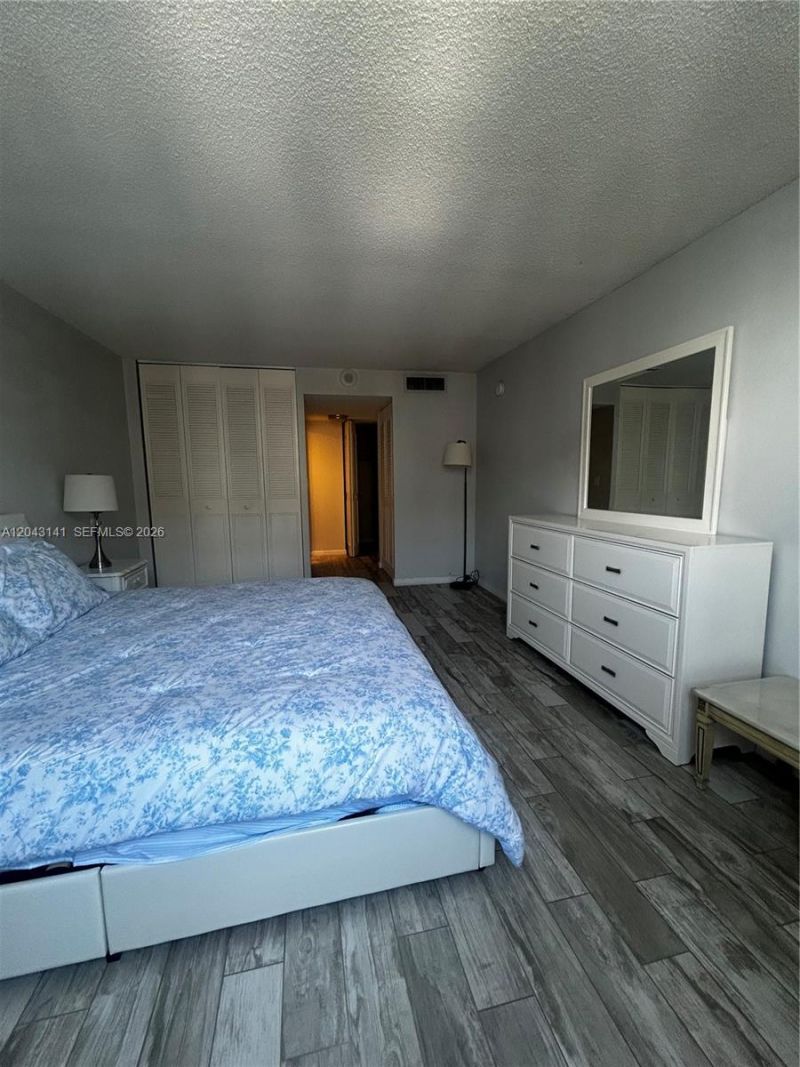 251 174th St , Unit 1607, Sunny Isles Beach, FL 33160 Photo