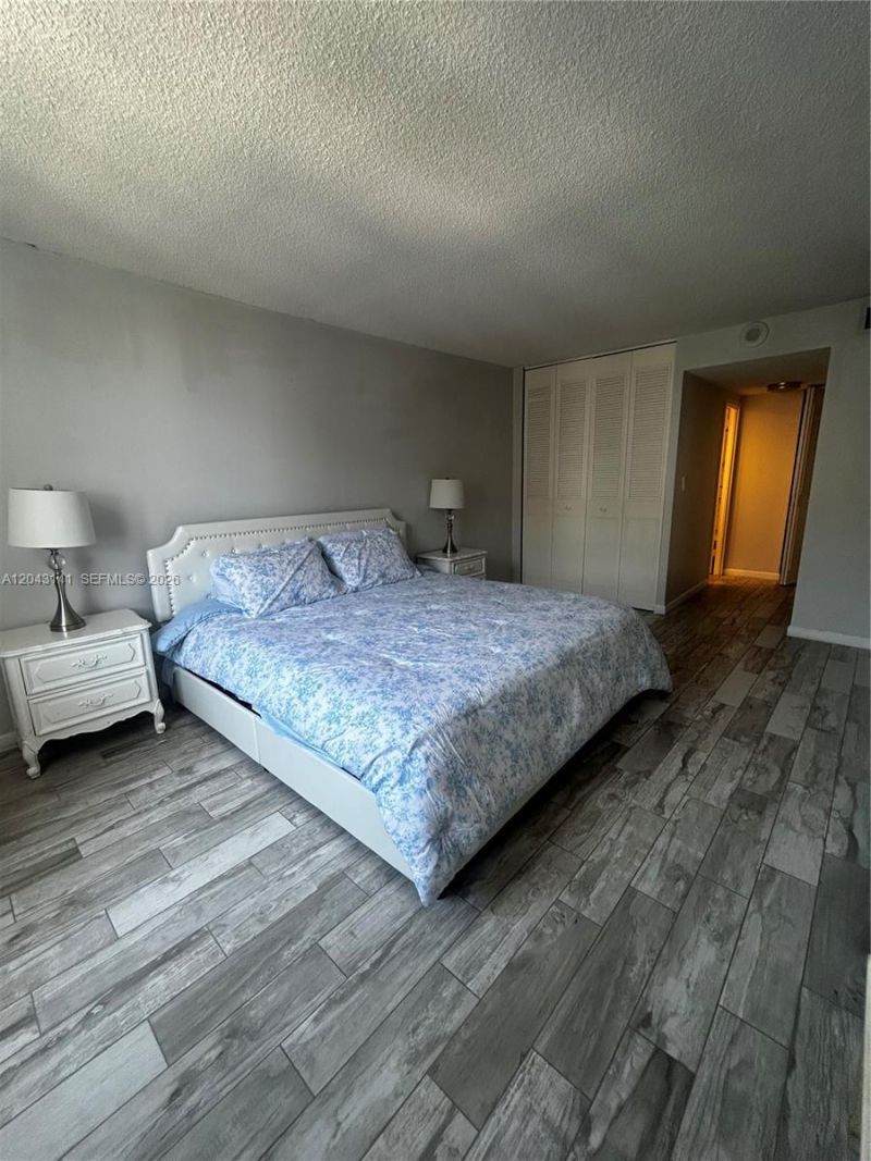 251 174th St , Unit 1607, Sunny Isles Beach, FL 33160 Photo