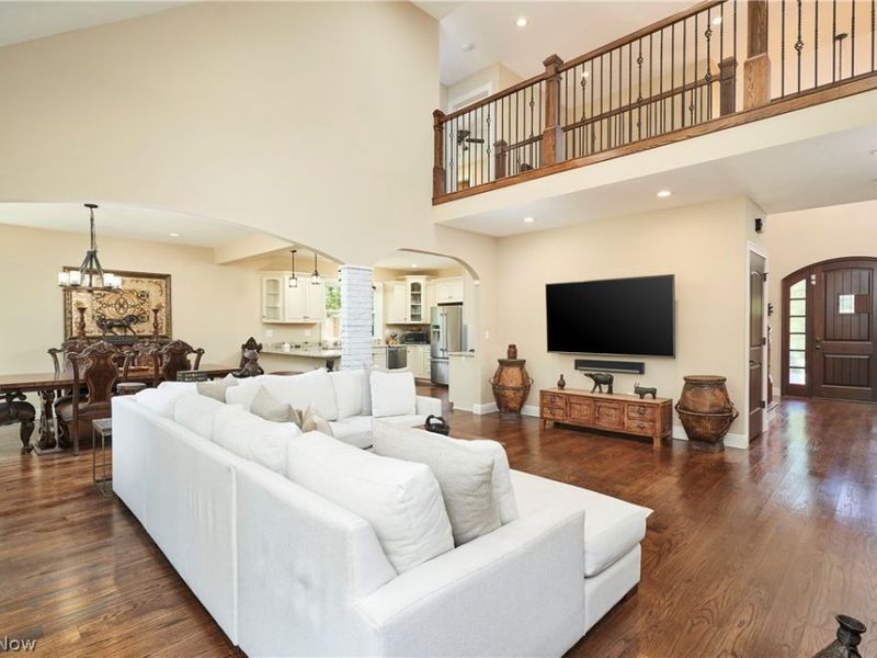 2781 Country Club Boulevard, Rocky River, OH 44116 Photo 5