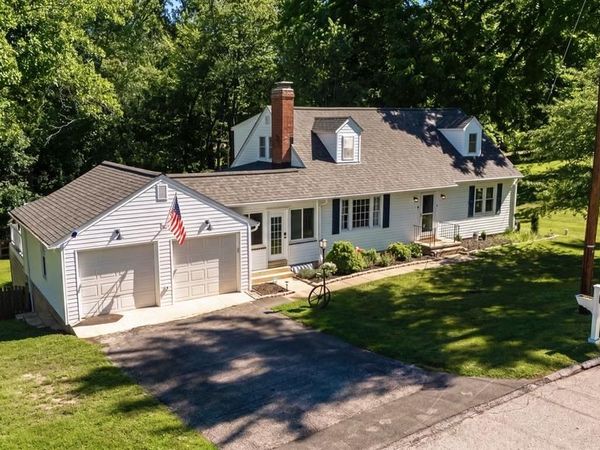 1102 GREENWAY ROAD , COCKEYSVILLE, MD 21030