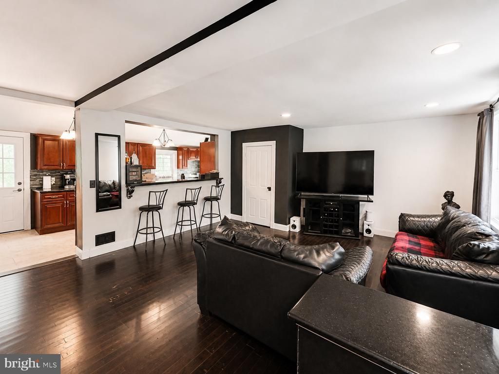 3033 CHESTNUT STREET , LAFAYETTE HILL, PA 19444