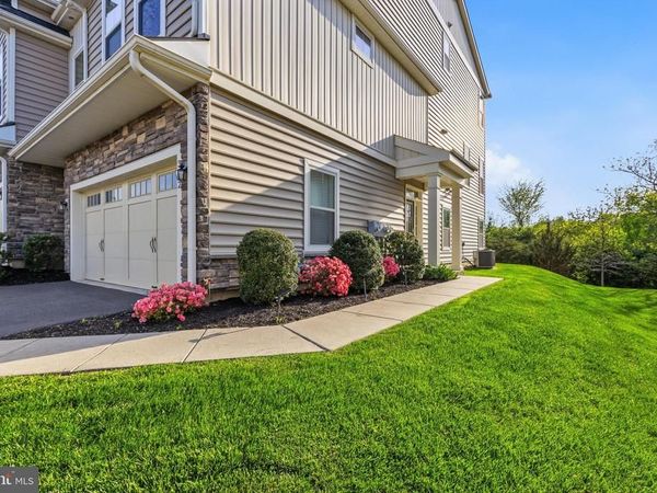 332 REDBUD LANE , KENNETT SQUARE, PA 19348