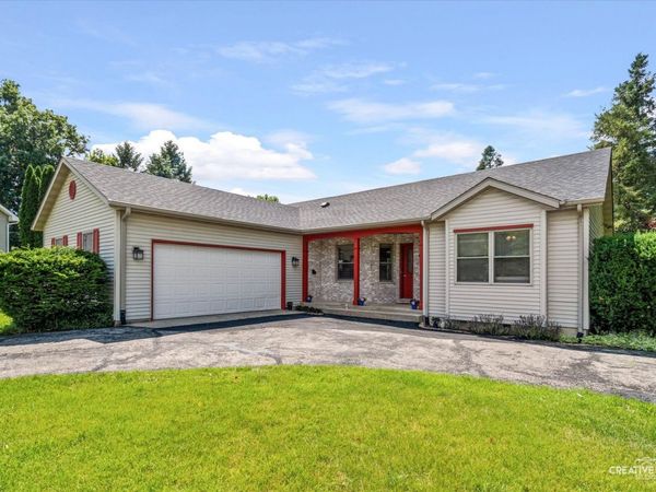 435 N Hickory Street , Waterman, IL 60556