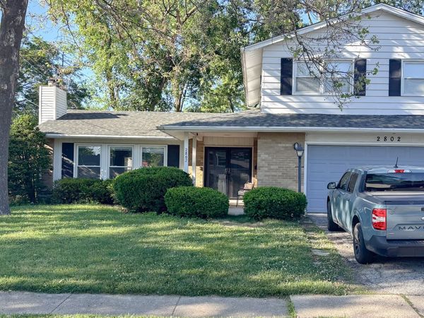 2802 Cherrywood Place, Hazel Crest, IL 60429