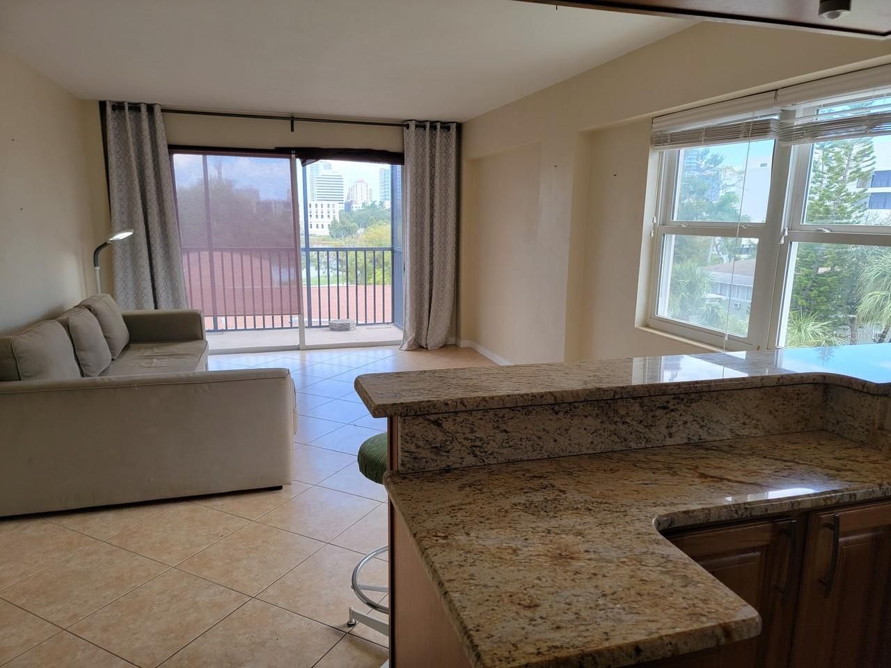 750 Burlington Avenue N, Unit 3H, Saint Petersburg, FL 33701 Photo