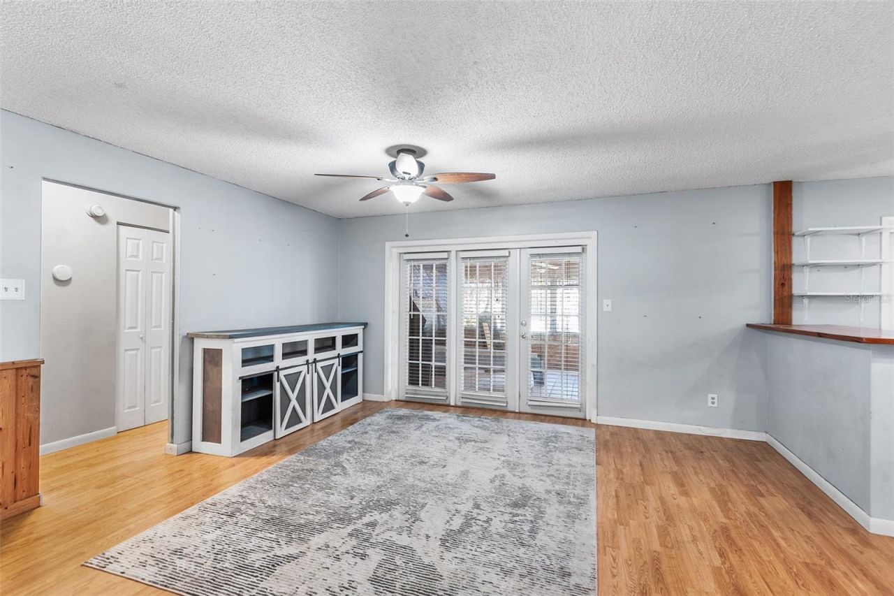 905 Van Drive , Auburndale, FL 33823 Photo