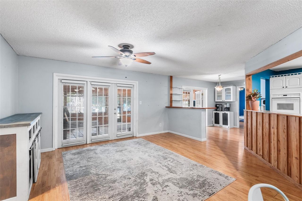 905 Van Drive , Auburndale, FL 33823 Photo