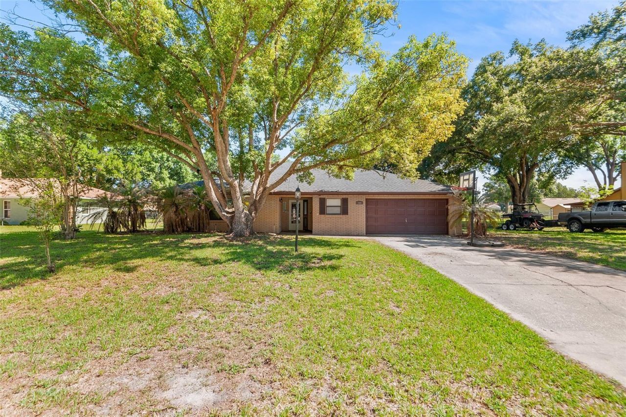 905 Van Drive , Auburndale, FL 33823 Photo